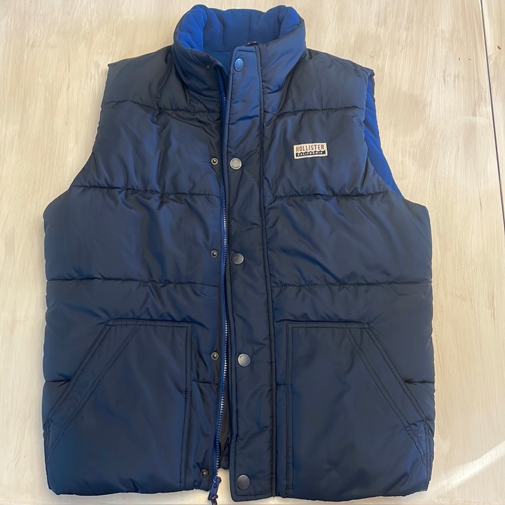 Dark blue Hollister vest